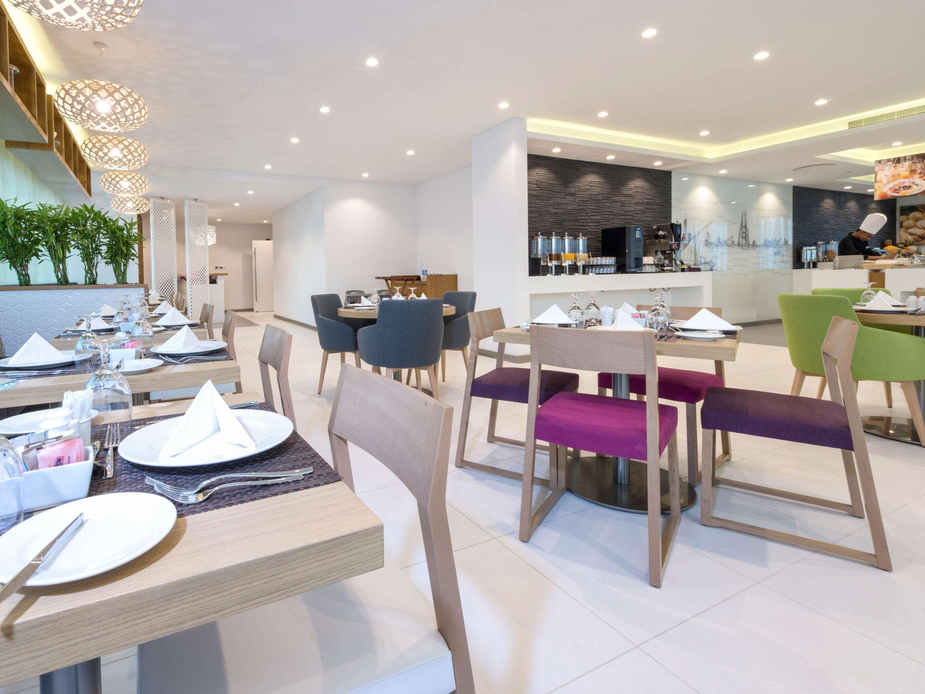 Ibis Styles Manama Diplomatic Area Hotel Eksteriør billede