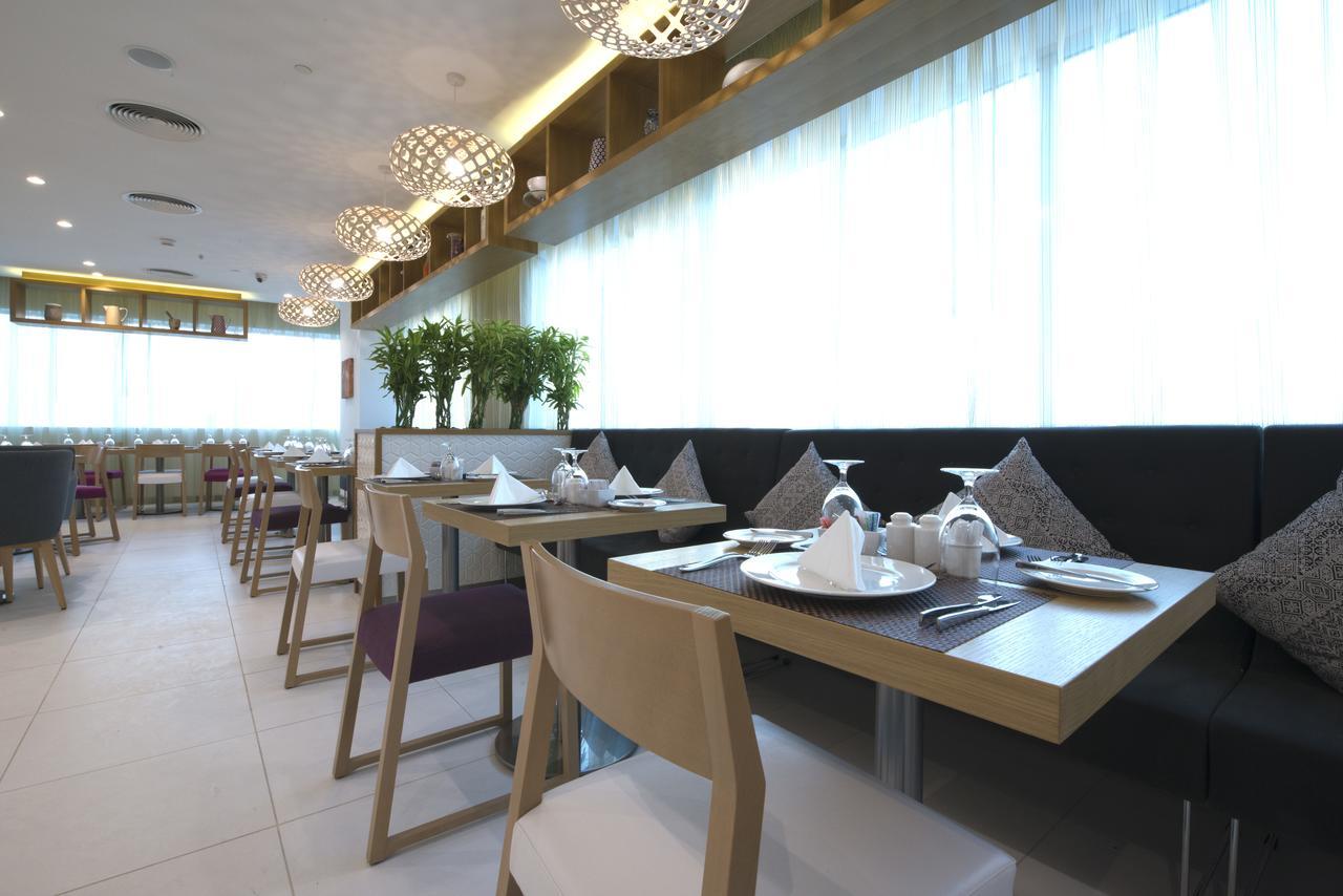 Ibis Styles Manama Diplomatic Area Hotel Eksteriør billede